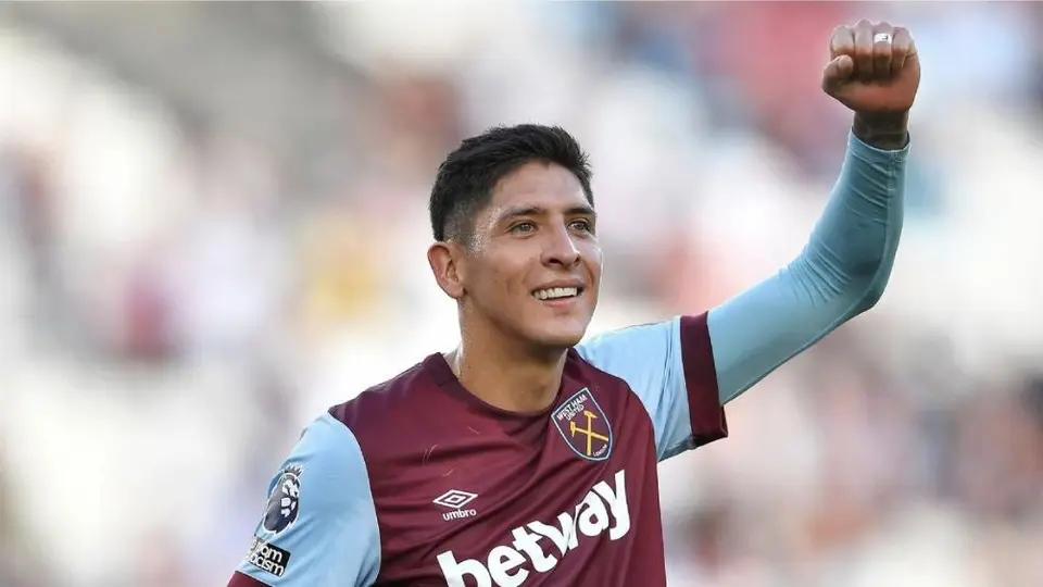 Edson Álvarez y el West Ham United desean una Feliz Navidad a todos los aficionados