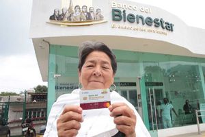 Pensión para adultos mayores aumentará a 6 mil pesos, a partir de enero de 2024