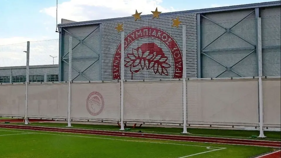 ¡Castigo contundente! Partidos de la SuperLeague de Grecia serán a puerta cerrada por dos meses