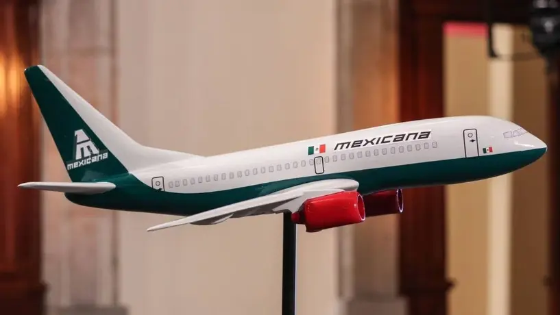 Primer vuelo de Mexicana no aterriza en su destino por mal clima