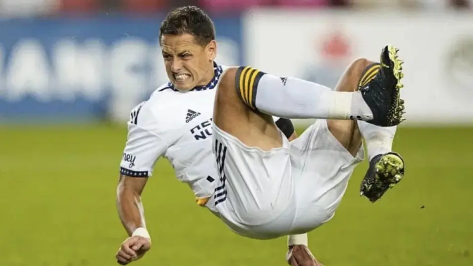 ¿Cuándo debutaría Chicharito Hernández con Chivas?