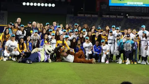 Sultanes Femenil rompió récord de asistencia en ligas profesionales de sóftbol femenil