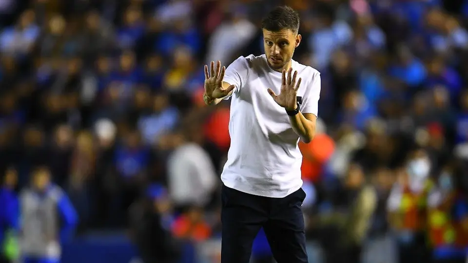 Martín Anselmi pide apoyo para Piovi tras derrota de Cruz Azul: 'Lo vamos a revertir'