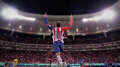 Chicharito Hernández: ¿Cuánto tiempo firmó con Chivas y cuáles son las cláusulas de su contrato?