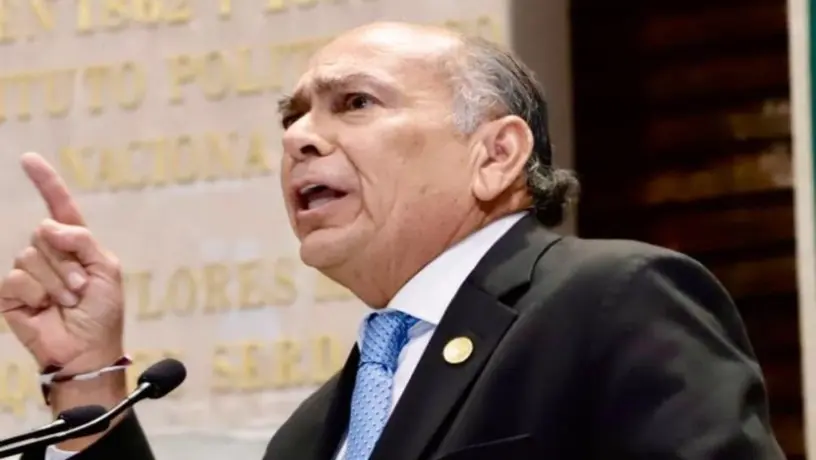 Antonio Pérez Garibay, padre de Checo Pérez, renuncia a Morena tras perder candidatura de Jalisco