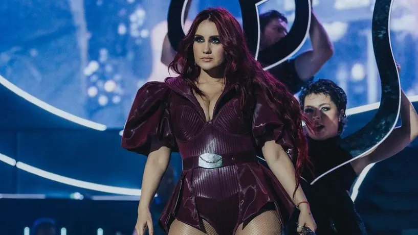 La reacción de Dulce María de RBD al conocer a su gemela brasileña