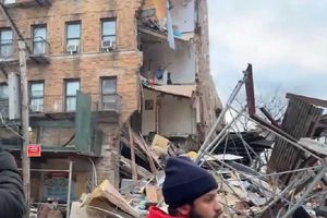 ¡Terror en Nueva York! Colapsa parte de edificio de 6 pisos en El Bronx