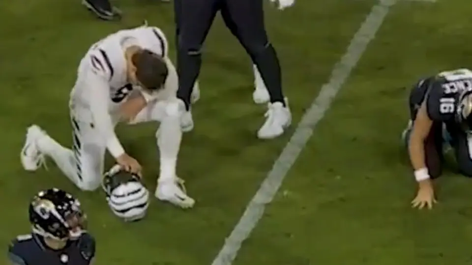 Seguidores de la NFL elogian el gesto de Trey Hendrickson sobre Trevor Lawrence tras su lesión