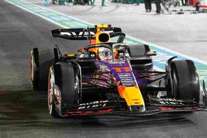 ¡Terminó insatisfecho! A Checo Pérez no le gustó perder velocidad en la batalla con Leclerc