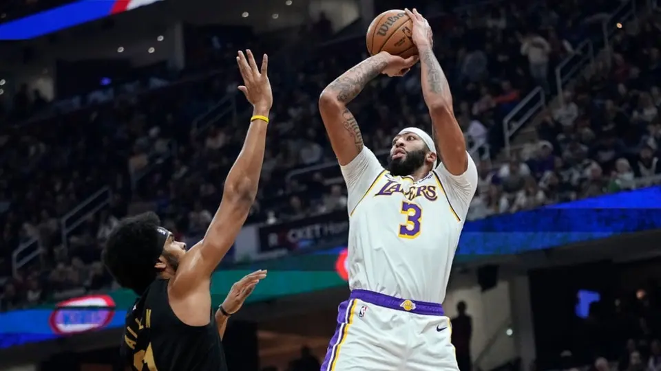 Anthony Davis comanda victoria de los Lakers sobre Cavaliers