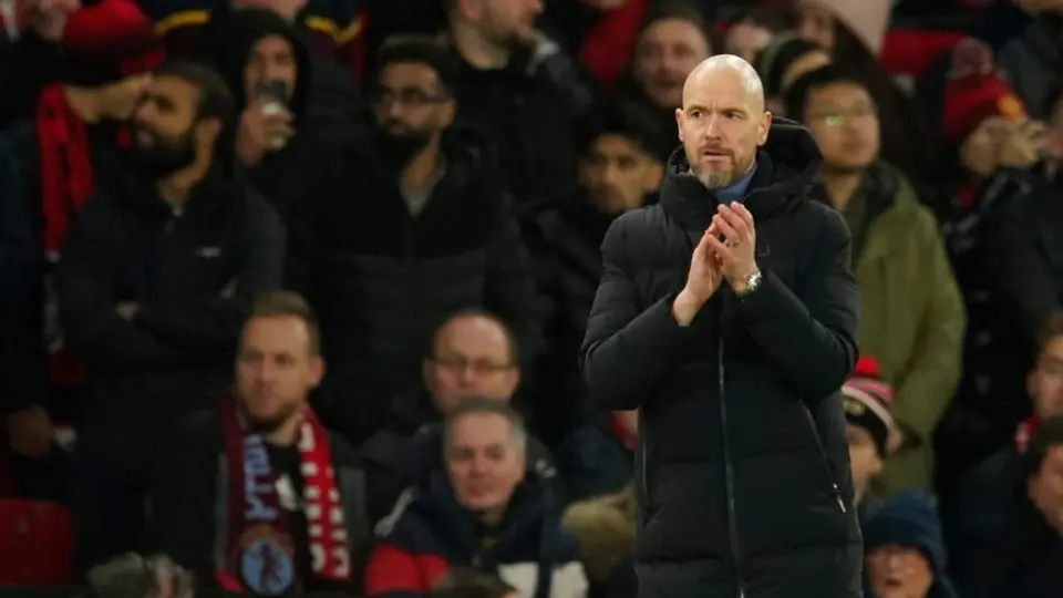 Erik Ten Hag se sincera: 'Jugar en Manchester United es difícil; la presión es muy alta'