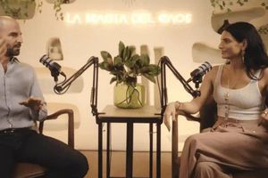 Aislinn Derbez, criticada por asegurar que 'las enfermedades se curan con emociones'