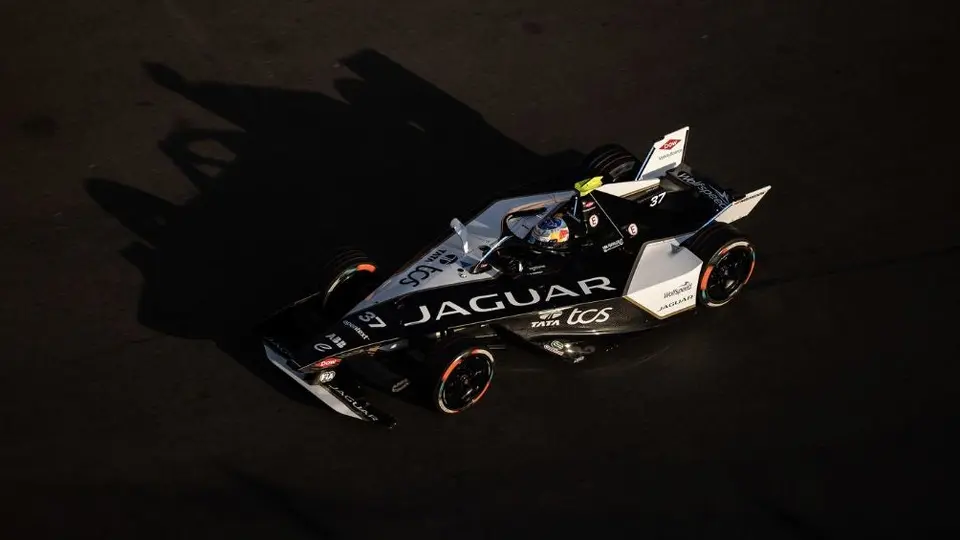 Mitch Evans y Nick Cassidy dominan las prácticas en el Mexico City E-Prix