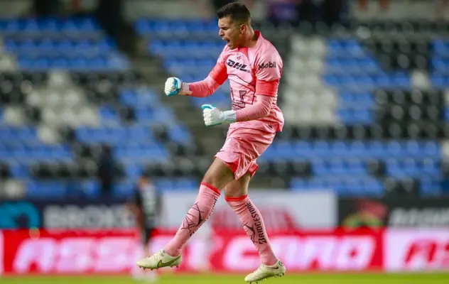 Julio González se ve jugando en Europa y regresando a Pumas para retirarse