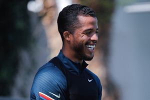 ¡En honor a su padre! Ziza FC, el nuevo equipo de los hermanos Dos Santos en la People's League