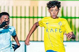 Cristiano Ronaldo Jr. responde a provocación y manda a callar a su rival