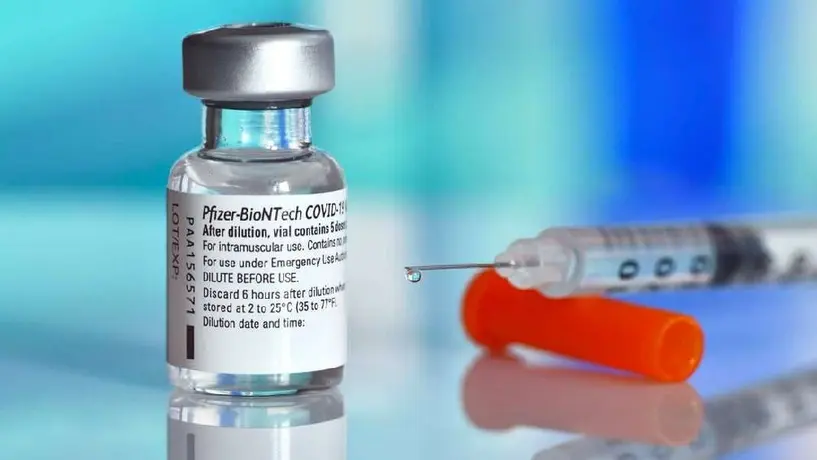 Vacunas contra Covid-19 de Pfizer y Moderna ya podrán venderse al sector privado en México