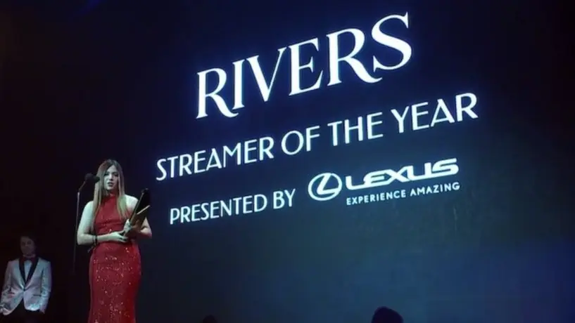 ¡Orgullo mexicano! Rivers gana el premio Streamer del Año en los Esports Awards