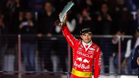 Checo Pérez: Menor llora porque el mexicano perdió el segundo lugar en el GP de Las Vegas