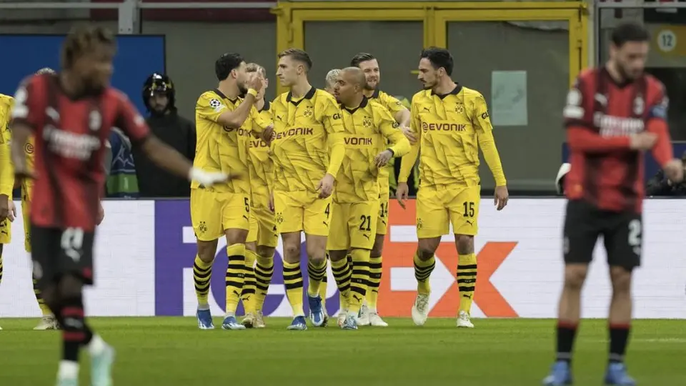 Borussia Dortmund venció al AC Milan y aseguró su lugar en los Octavos de la UCL