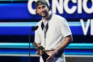 ¿Aficionado Merengue? La publicación que une a Bad Bunny con Real Madrid