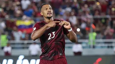 ¿Nuevo destino? Salomón Rondón cerca de reforzar a Pachuca para el Clausura 2024