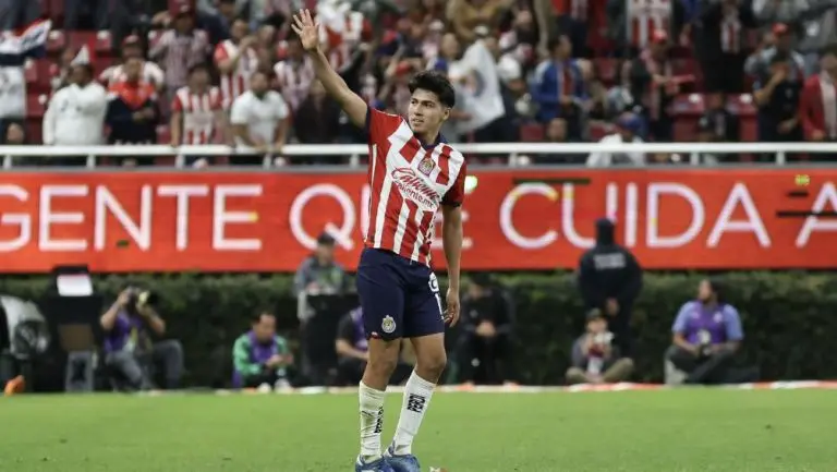 Chivas repatrió a Guti l IMAGO7