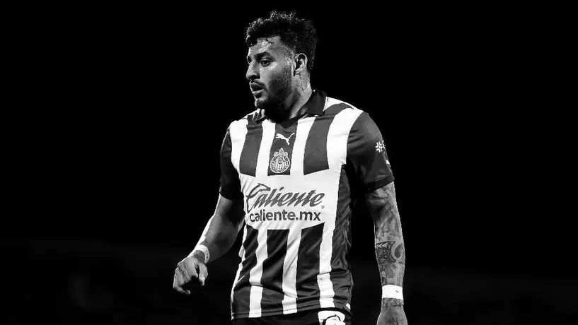 Aficionados 'revientan' a Alexis Vega por tener más lujos que Cristiano Ronaldo