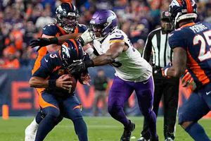 ¿Y Hamilton? Los Broncos de Denver nombraron una jugada como Max Verstappen