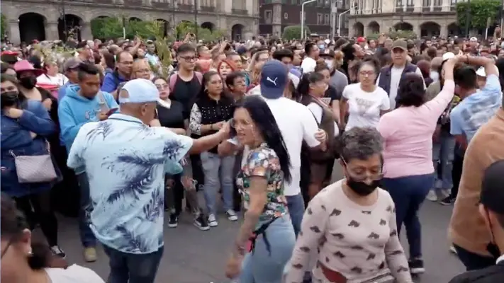 El Zócalo capitalino se llenará de música tropical… ¡Te contamos cuándo es el bailongo!