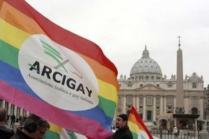 El Vaticano, con el respaldo del Papa Francisco, autoriza la bendición a parejas del mismo sexo