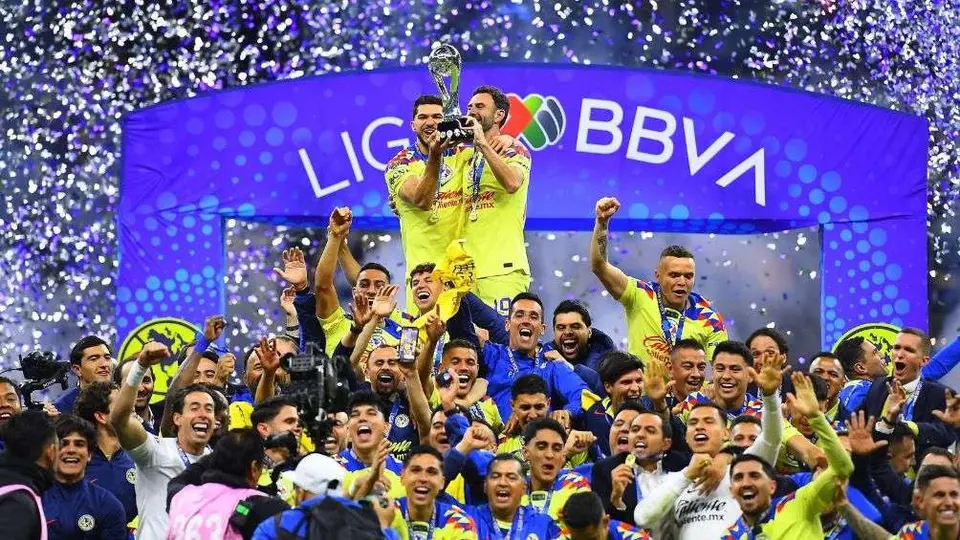 Zendejas, tras la 14, ya piensa en el bicampeonato: "Ojalá se dé, somos un equipazo"