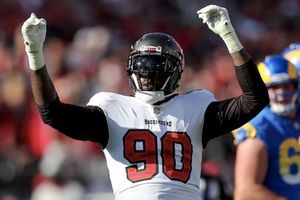 Jason Pierre-Paul es nuevo jugador de los Miami Dolphins