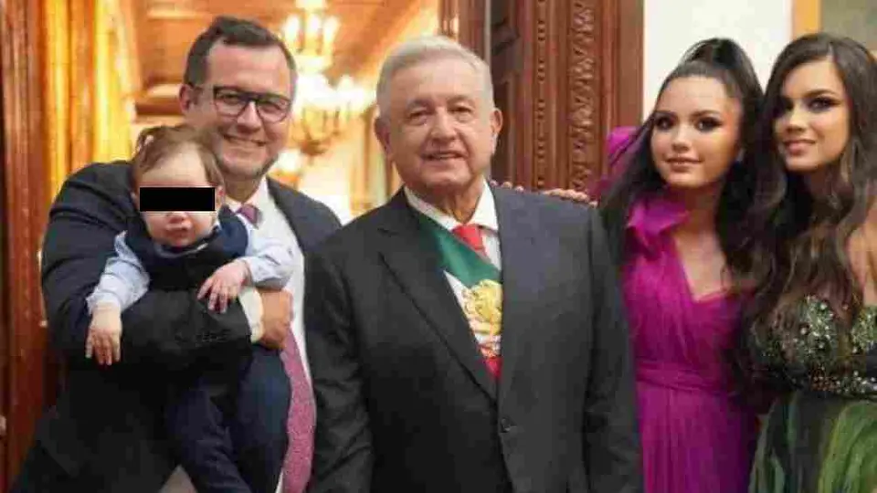 AMLO no gusta de los mensajes de su hijo José Ramón López Beltrán en redes sociales