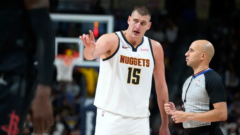 NBA: Nikola Jokić es expulsado en la victoria de los Nuggets vs Bulls