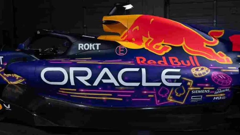 ¡Espectacular! Red Bull develó el diseño del RB19 para el GP de Las Vegas en un centro nocturno