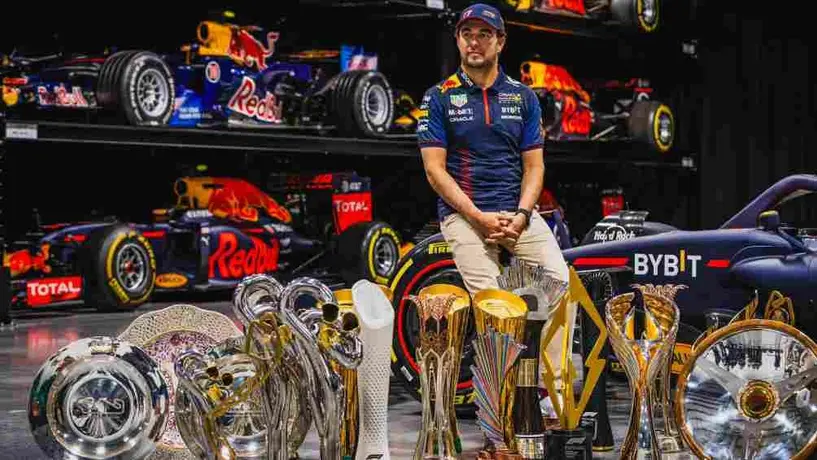 ¡Visita de lujo! 'Checo' Pérez asisitió al Estadio Azteca para la Final entre América y Tigres