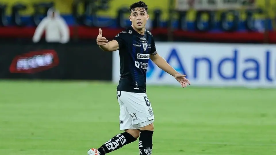 ¡Siguen los refuerzos! Cruz Azul oficializa a Lorenzo Faravelli como su nuevo jugador