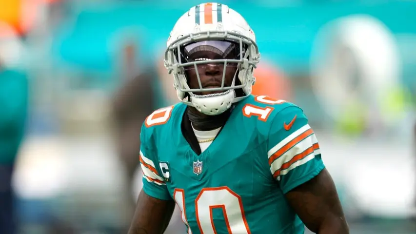 Tyreek Hill estará en el duelo ante Bills | AP