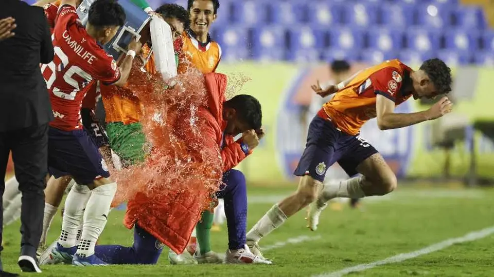 ¿Quién es José Luis Meléndez, DT campeón con Chivas sub 23?