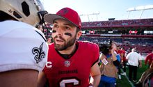 Baker Myfield estará disponible con Buccaneers para el juego ante Carolina