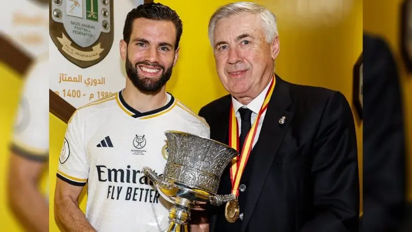 ¡En una nube! Carlo Ancelotti disfruta del momento tras ganar un título más con Real Madrid
