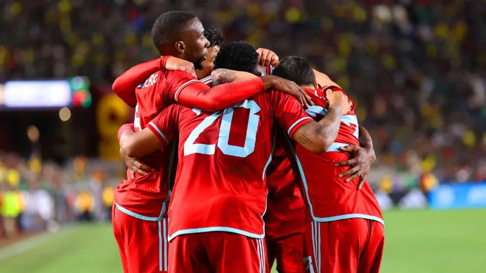 Colombia remonta una desventaja de dos goles y termina venciendo al Tricolor