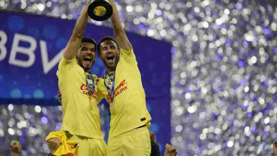 ¡La 14 de viaje! América se llevó trofeo a Dallas para amistoso ante Barcelona