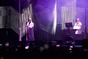 Corona Capital: Pet Shop Boys nos lleva por su mundo de sueños llenos de hits