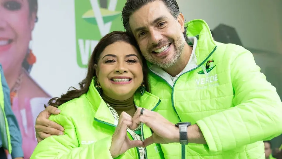 Entrega PVEM a Clara Brugada constancia de precandidata única a la Jefatura de Gobierno de la CDMX