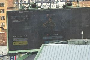 ¿Podrá hacerlo? LeBron James quiere usar la pantalla de Fenway Park para jugar Madden