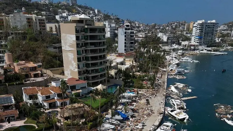 ¡Guarda el bikini! Acapulco no estará listo para vacaciones de fin de año