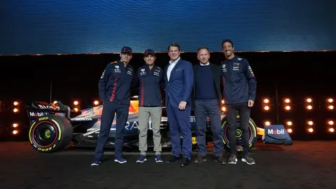 Fórmula 1: Preparativos de Ford con Red Bull van por buen camino