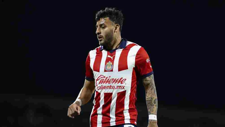 ¡Ellos todavía confían! Captan a niños corriendo a abrazar a Alexis Vega